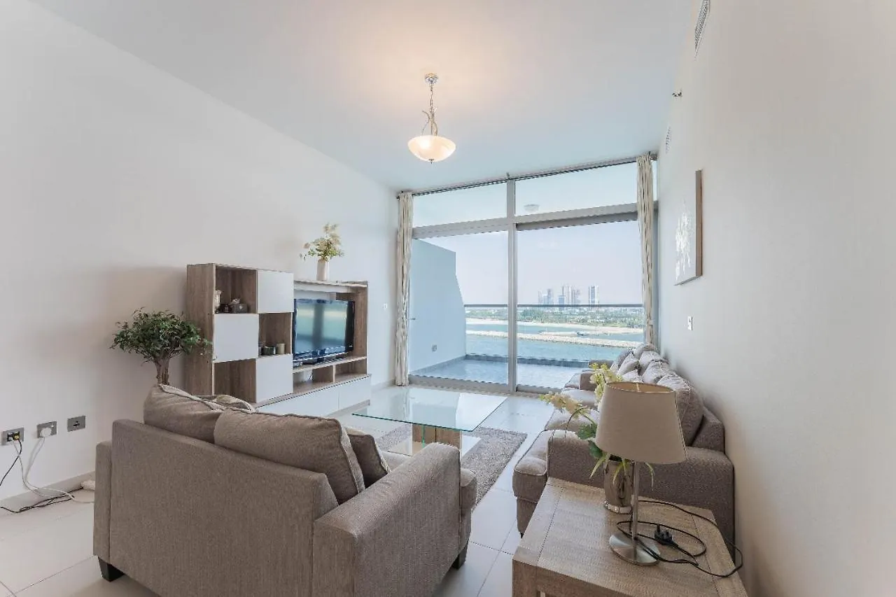 Holiday Apartment In Palm Jumeirah With Beach Access Dubaj Zjednoczone Emiraty Arabskie